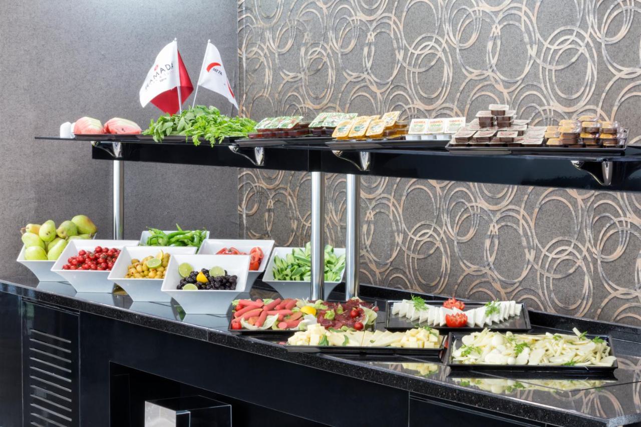 Ramada Hotel By Wyndham Edirne Esterno foto