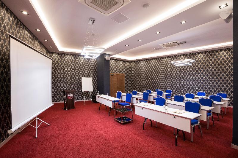 Ramada Hotel By Wyndham Edirne Esterno foto